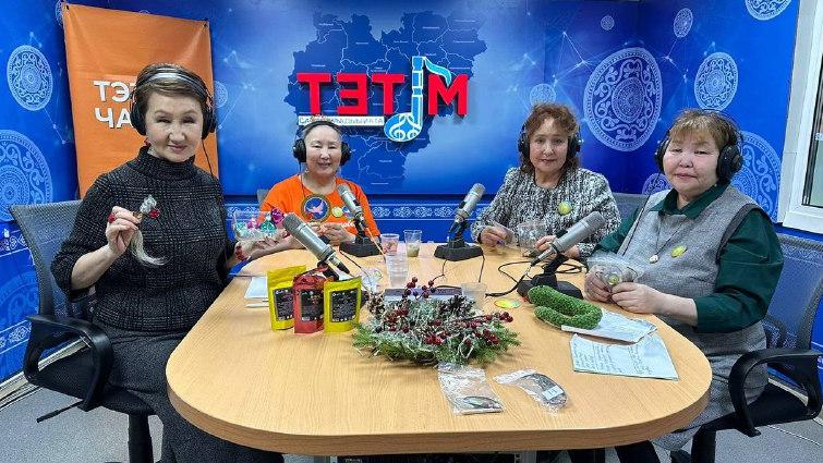 «Тепло рук бабушек»: интервью на радио НВК Саха «Тэтим»